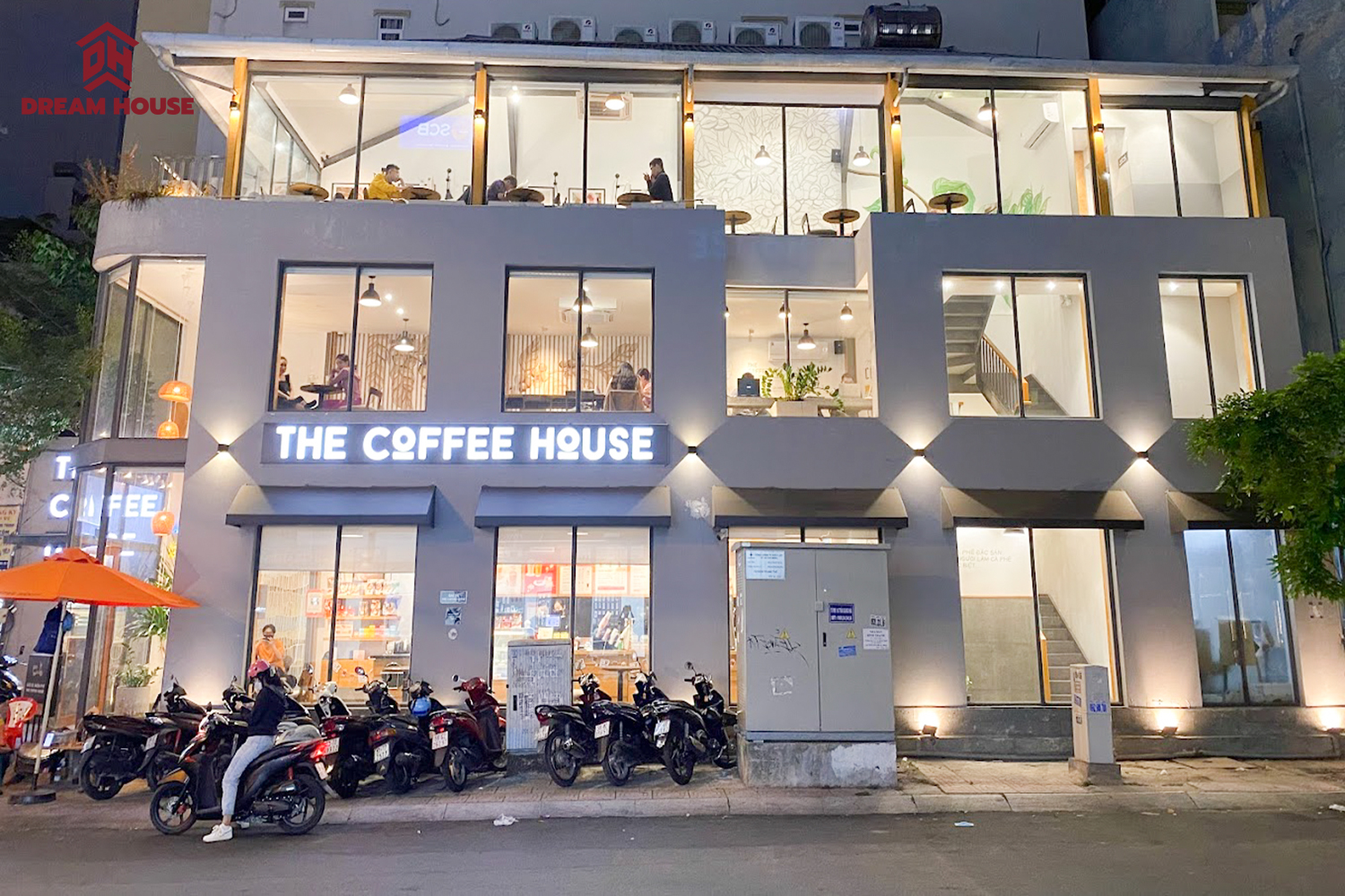 CÔNG TRÌNH THE COFFEE HOUSE TRẦN QUANG KHẢI Q1