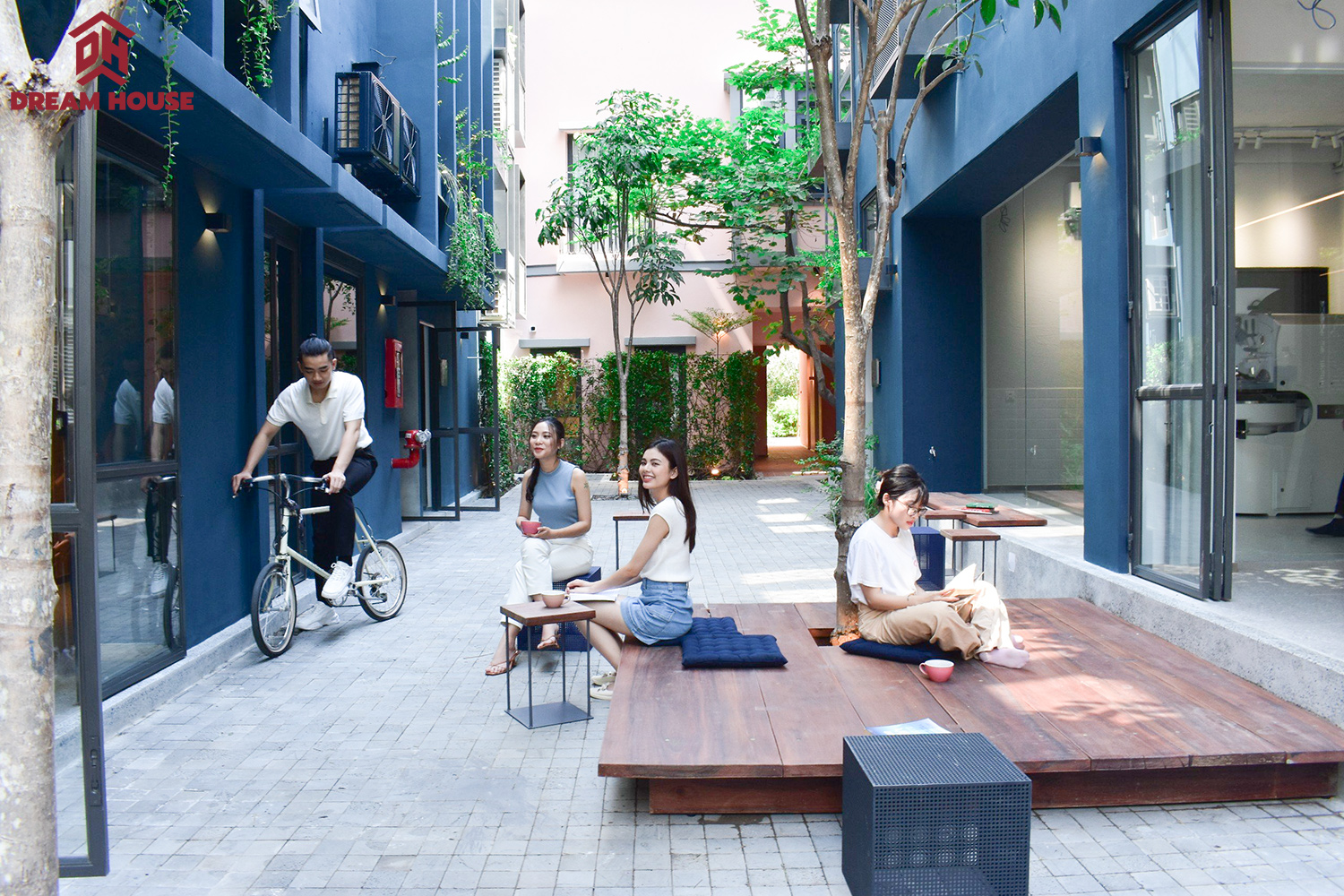 CÔNG TRÌNH COFFEE EVERY HALF